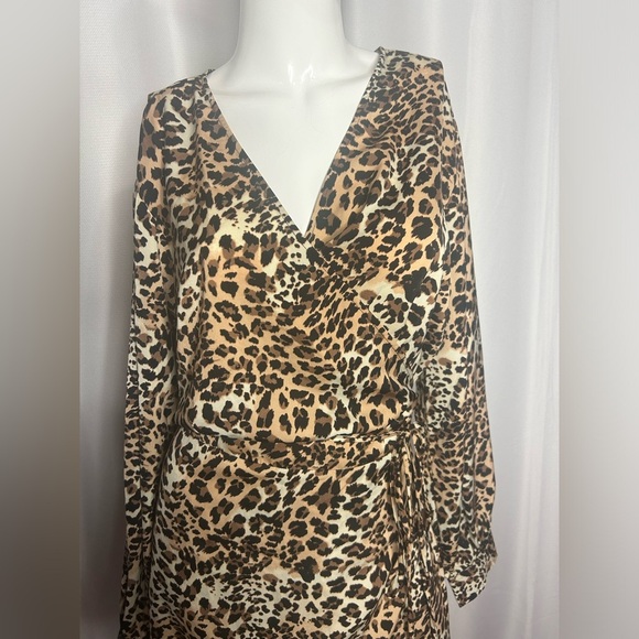 NWT Joe Fresh Animal Print Wrap Dress - Picture 3 of 8